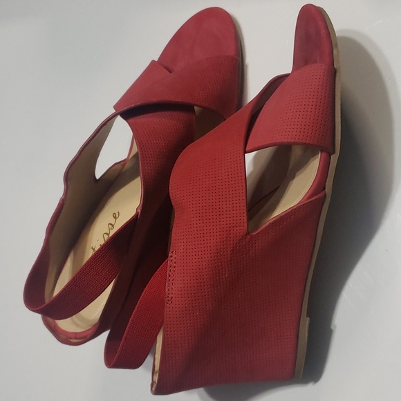 Matisse Red Suede Leather Wedge Heels - Picture 6 of 6